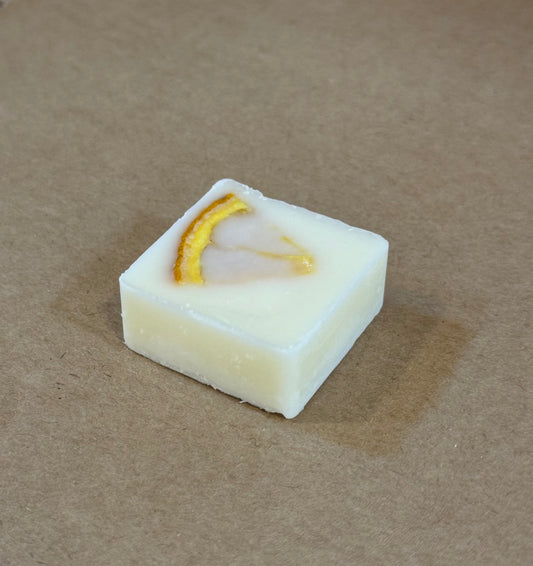 Orange grove essential oil wax melt pot
