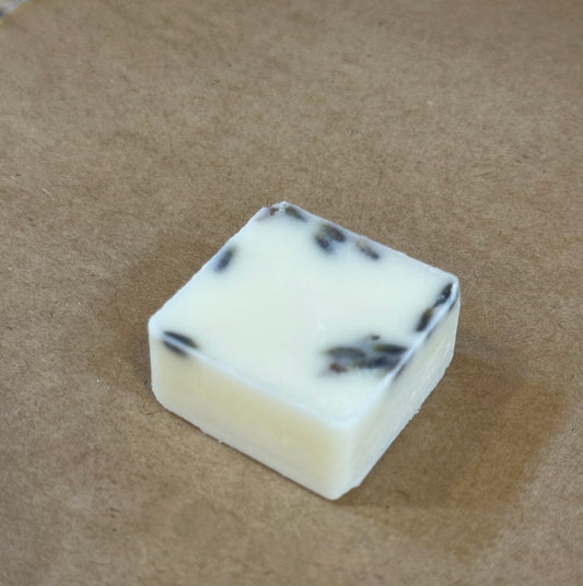 Dreamy essential oil wax melt pot