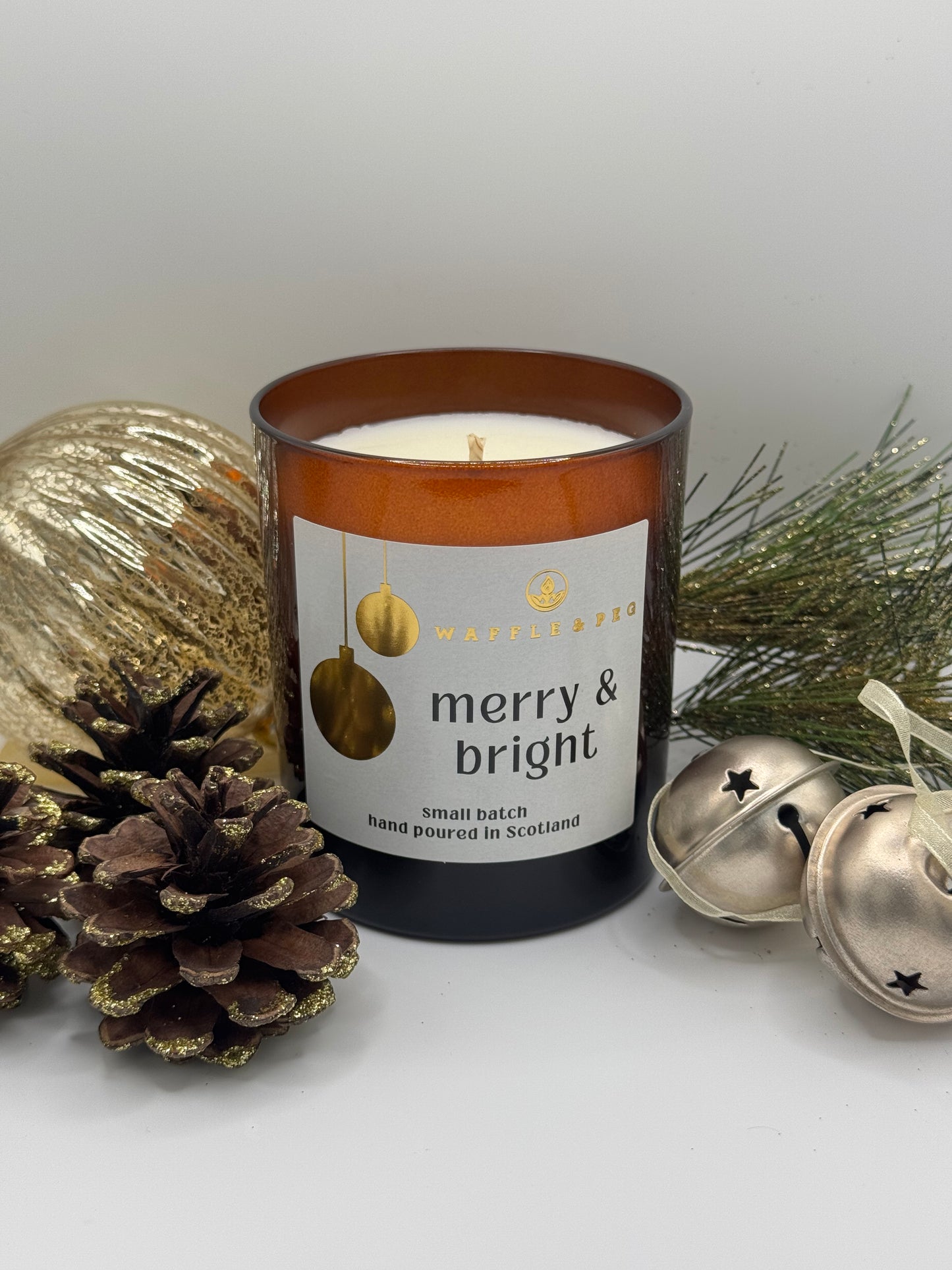 merry and bright - candle